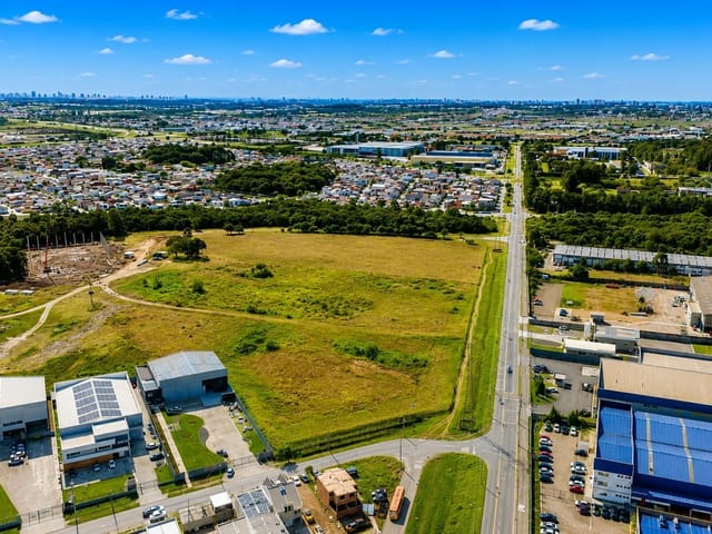 Terreno com 15000m², à venda, no bairro Cidade Industrial em Curitiba
