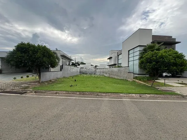 Terreno com 361m², à venda, no bairro Condomínio Flor D'Aldeia em Holambra