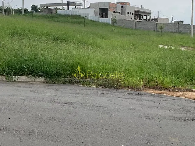 Terreno com 233m², à venda, no bairro Bosque da Imperatriz em Pindamonhangaba