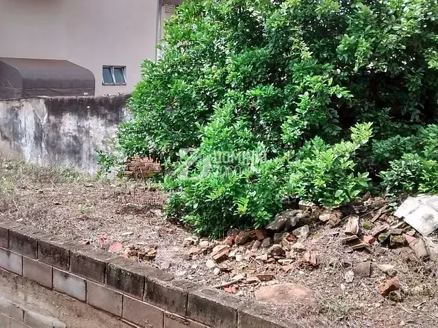Terreno com 726m², à venda, no bairro Centro em Uberaba
