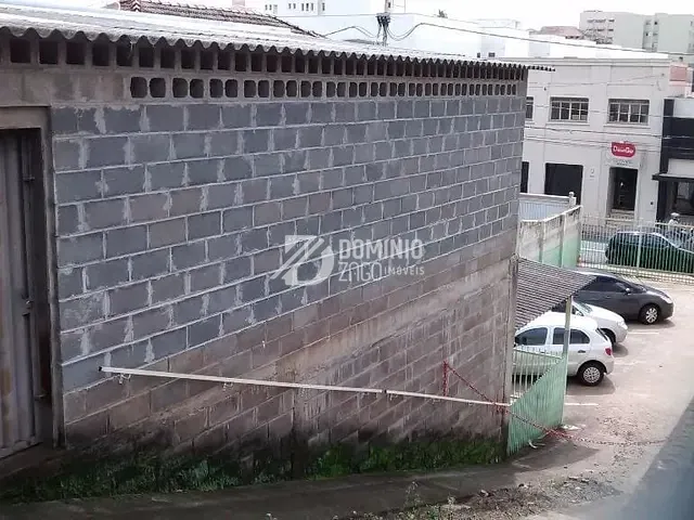 Terreno com 726m², à venda, no bairro Centro em Uberaba
