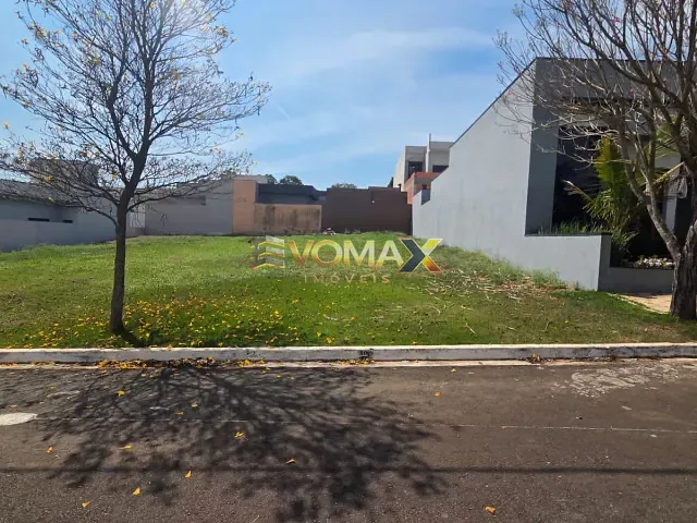 Terreno com 188m², à venda, no bairro Jardim Marabá em Itapetininga