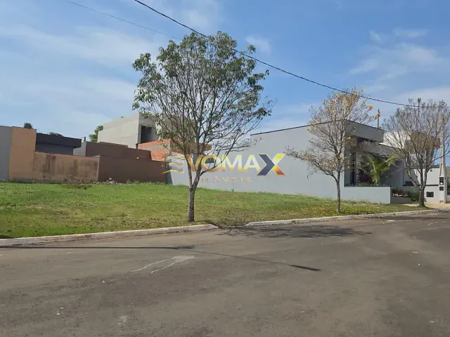 Terreno com 188m², à venda, no bairro Jardim Marabá em Itapetininga