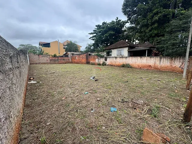 Terreno com 388m², à venda, no bairro Vila Brasil em Londrina