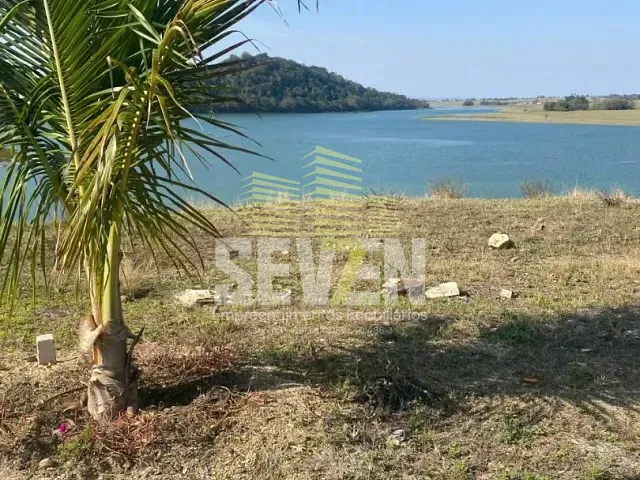 Terreno com 1056m², à venda, no bairro Laranjal em Ribeirão Claro
