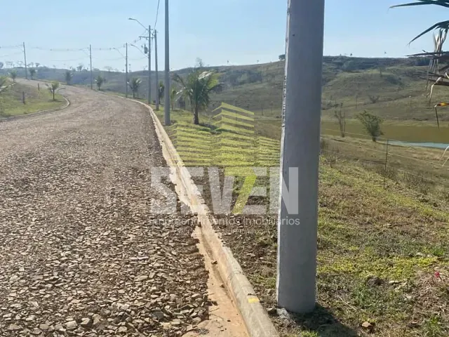 Terreno com 1056m², à venda, no bairro Laranjal em Ribeirão Claro