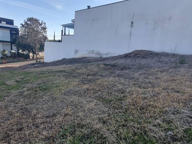 Terreno com 322m², à venda, no bairro Residencial Fazenda das Areias em São João da Boa Vista