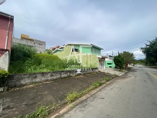 Terreno com 336m², à venda, no bairro Campos Elíseos em Taubaté