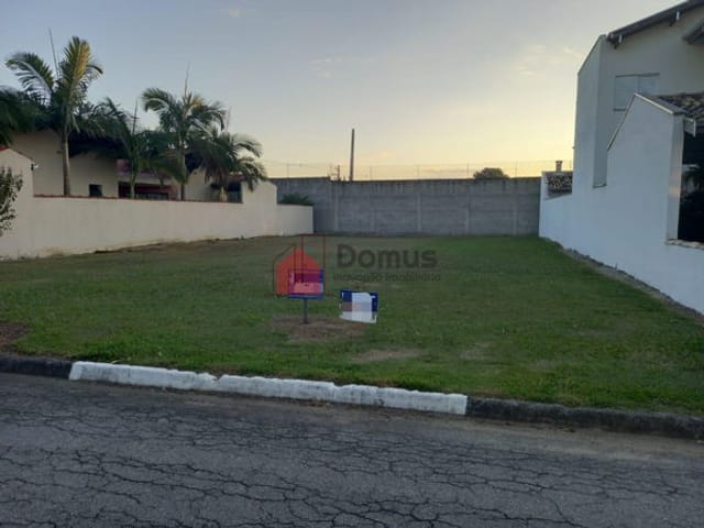 Terreno à venda, no bairro Crispim em Pindamonhangaba