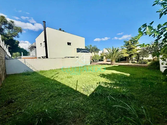 Terreno com 220m², à venda, no bairro Esperança em Londrina