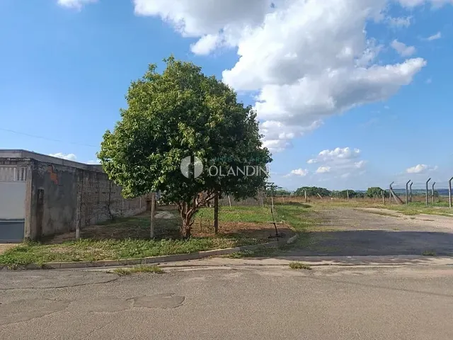 Terreno com 167m², à venda, no bairro Jardim Leonor em Artur Nogueira