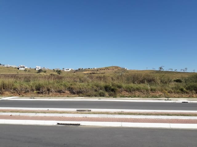 Terreno com 400m², à venda, no bairro Parque do Sol em Guaratinguetá