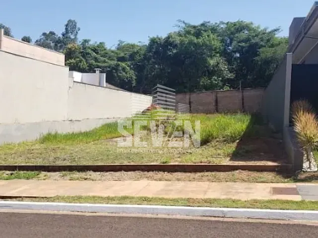 Terreno com 360m², à venda, no bairro Vila Santista em Bauru