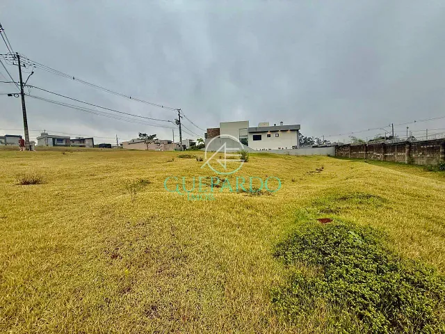 Terreno com 630m², à venda, no bairro Residencial Bellevie em Cambé