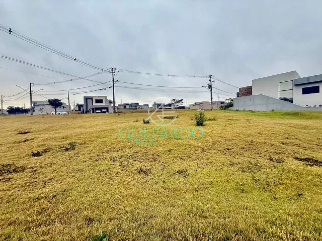 Terreno com 630m², à venda, no bairro Residencial Bellevie em Cambé