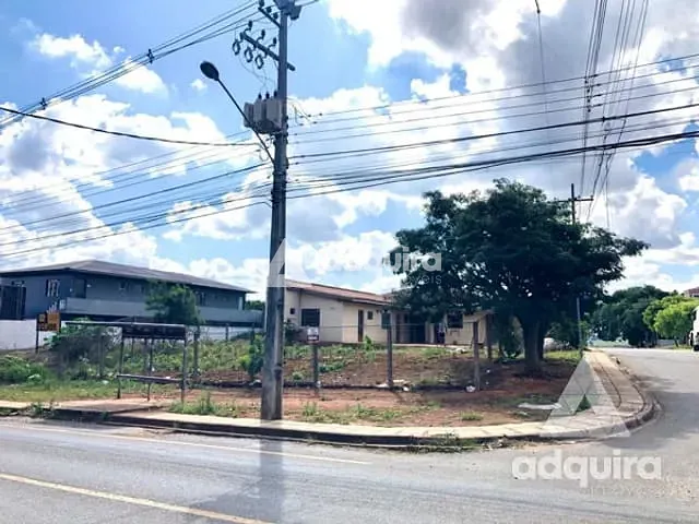 Terreno com 498m², à venda, no bairro Uvaranas em Ponta Grossa