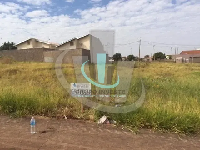 Terreno com 273m², à venda, no bairro JARDIM UNIVERSAL em ARARAQUARA