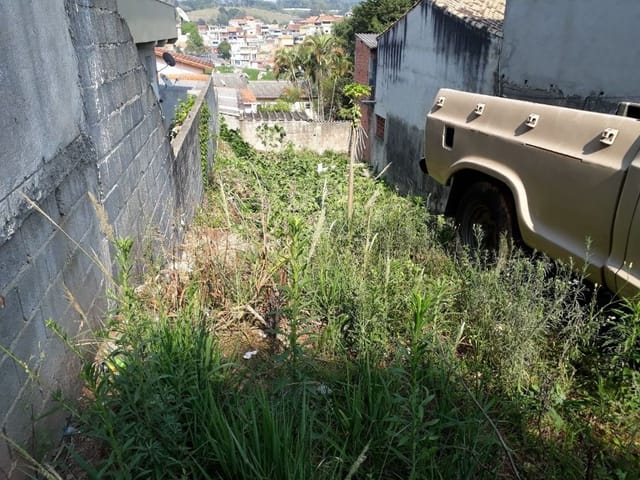Terreno com 255m², à venda, no bairro Parque Turiguara em Cotia