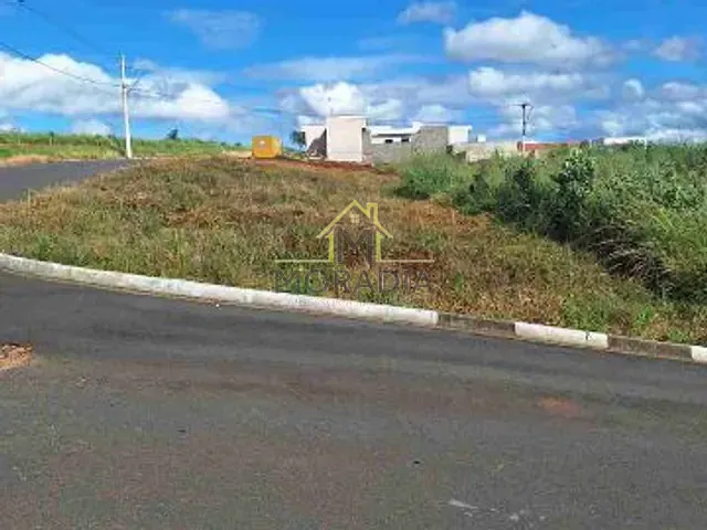 Terreno com 290m², à venda, no bairro Jardim Limoeiro II em Guaxupé