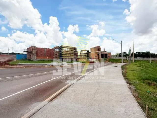 Terreno com 331m², à venda, no bairro Vila Aviação em Bauru