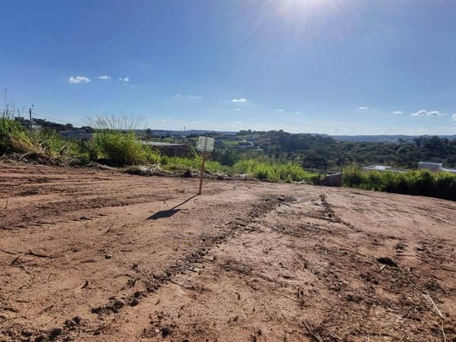 Terreno com 320m², à venda, no bairro Loteamento Portal da Aliança em São João da Boa Vista
