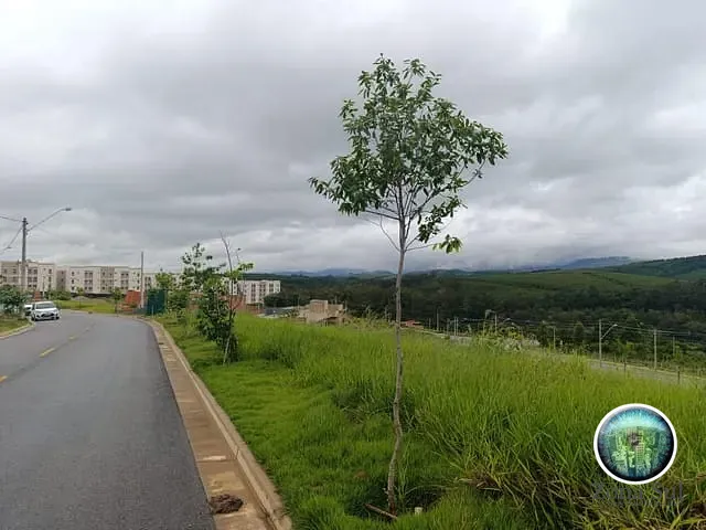 Terreno com 168m², à venda, no bairro Vivalegro em Votorantim