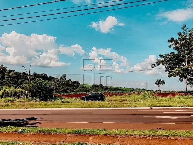 Terreno com 30000m², à venda, no bairro Indústrias Leves em Londrina