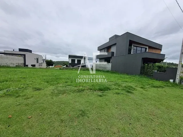 Terreno com 312m², à venda, no bairro Itapecerica em Taubaté