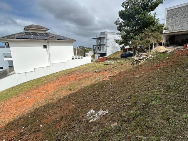 Terreno com 300m², à venda, no bairro Lagoa em Macaé