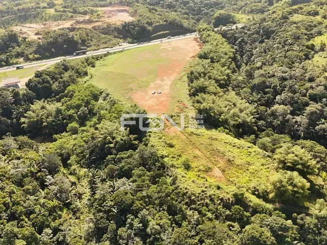Terreno com 127000m², à venda ou para alugar, no bairro Areia Branca em Salvador