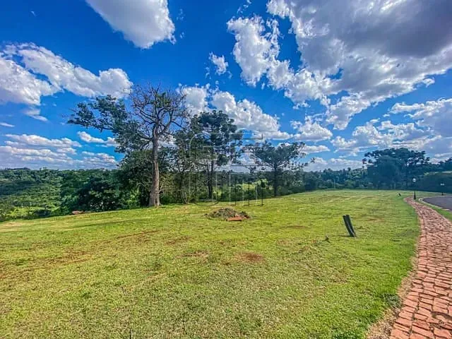Terreno com 1400m², à venda, no bairro Gleba Fazenda Palhano em Londrina