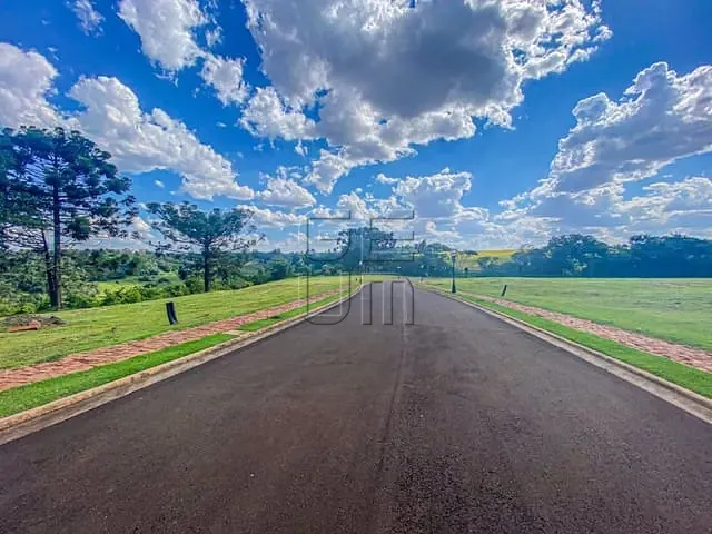 Terreno com 1400m², à venda, no bairro Gleba Fazenda Palhano em Londrina