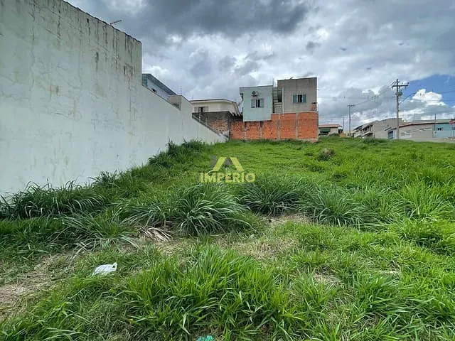 Terreno com 250m², à venda, no bairro Jardim Santa Terezinha em Salto