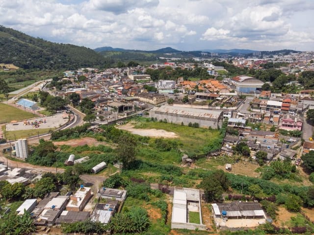 Terreno com 4000m², para alugar, no bairro Vila Anoral em Santana de Parnaíba