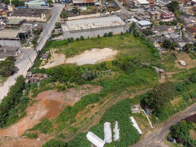 Terreno com 4000m², para alugar, no bairro Vila Anoral em Santana de Parnaíba