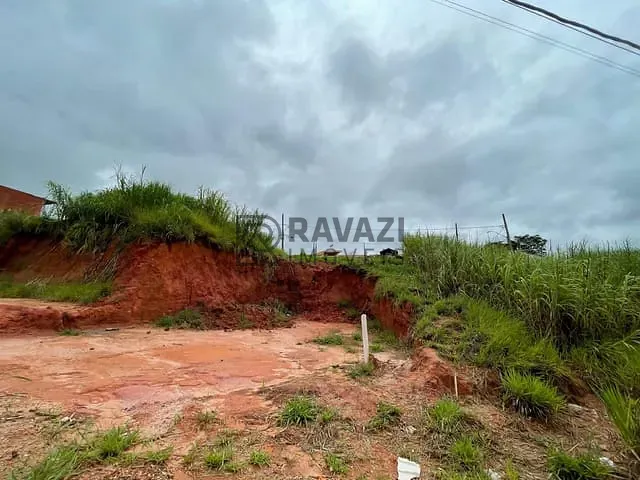 Terreno com 390m², à venda, no bairro Loteamento Villa Realle em Louveira