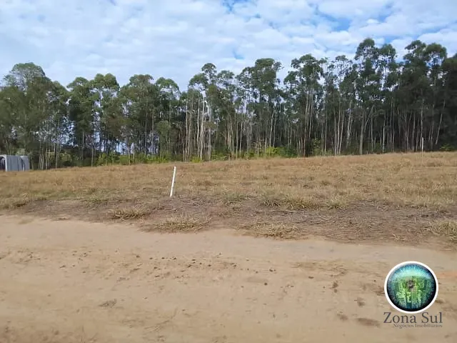Terreno com 1000m², à venda, no bairro Piraporão em Salto de Pirapora