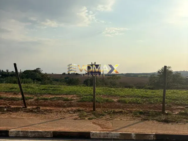 Terreno com 1598m², à venda, no bairro Cercadinho em Alambari