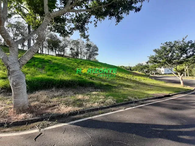 Terreno com 1000m², à venda, no bairro Canaã em Jambeiro