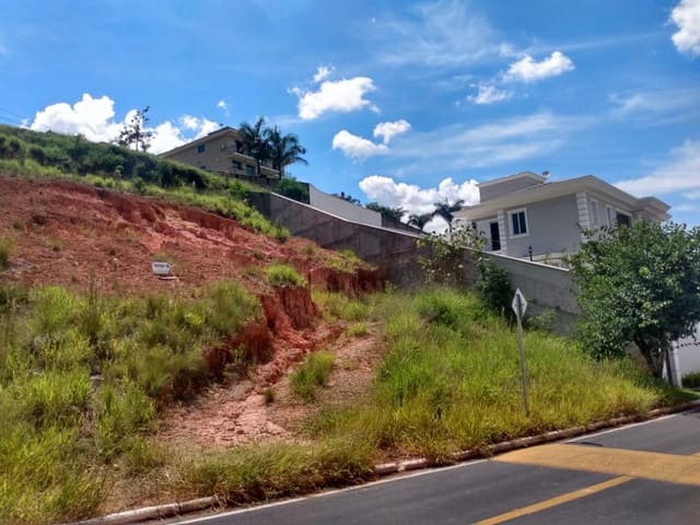 Foto do Terreno - Terreno à venda 643.22M², Pinheirinho, Itajubá - MG | MOHALLEM e LOPES CORRETAGEM E ADMINISTRACAO DE IMOVEIS LTDA
