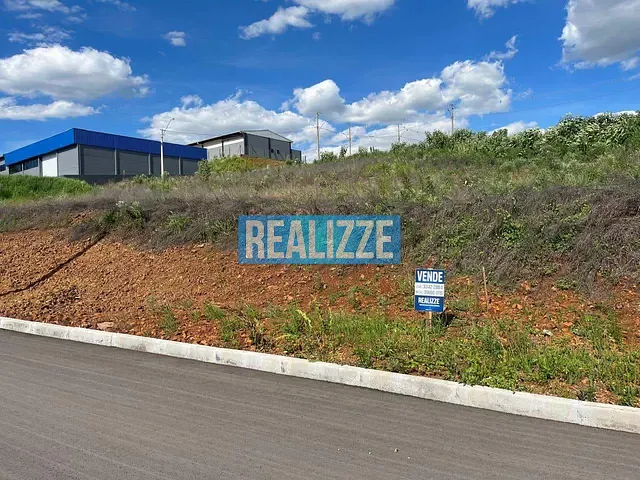 Terreno com 372m², à venda, no bairro Vívere em Marau