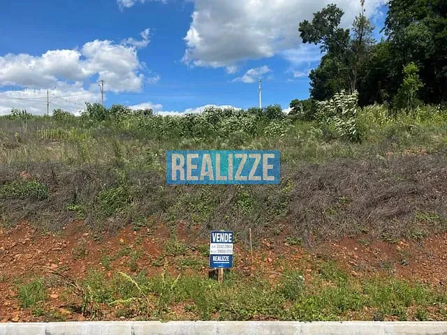 Terreno com 372m², à venda, no bairro Vívere em Marau