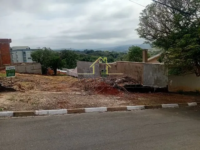 Terreno com 500m², à venda, no bairro Jardim Agenor de Lima em Guaxupé
