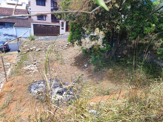 Terreno com 160m², à venda, no bairro Santa Mônica em Macaé