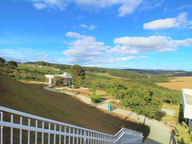 Terreno com 304m², à venda, no bairro Jardim Carvalho em Ponta Grossa