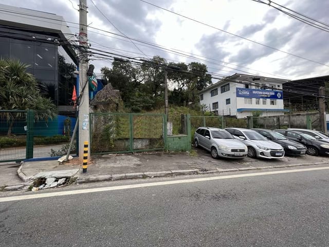 Terreno com 1319m², à venda ou para alugar, no bairro Parque São George em Cotia