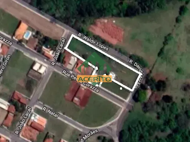 Terreno com 3931m², à venda, no bairro Parque Baguaçu em Araçatuba
