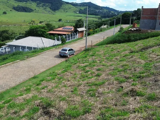 Terreno com 1000m², à venda, no bairro Vargem em Joanópolis