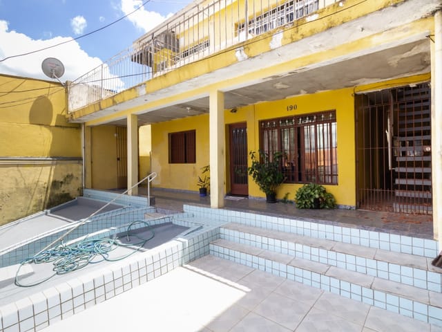 Foto do Sobrado - Sobrado para venda em Mutinga com 8 quartos, 359m² | Lares e Andares Imóveis