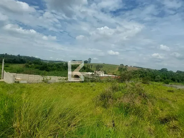 Terreno com 628m², à venda, no bairro Centro em Cardeal